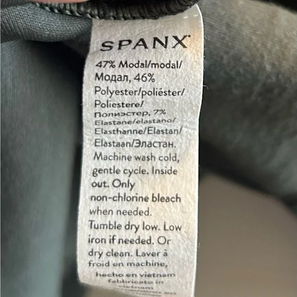 SPANX AirEssentials Half Zip Dark Palm Luxurious Soft Comfortable Size L - Picture 6 of 7